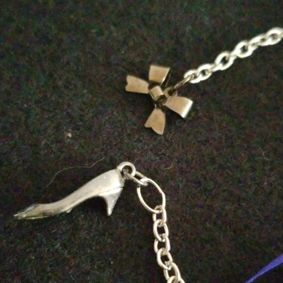 Cinderella inspired beaded crown - Picture 2 of 3